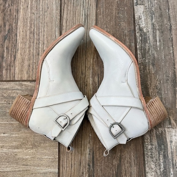 FREE PEOPLE BACK LOOP ANKLE BOOT BONE size 8.5 (38.5) - Picture 8 of 11